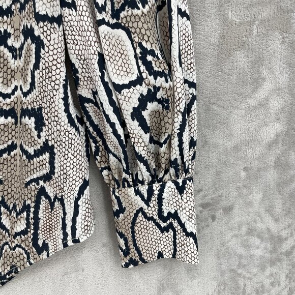 CAbi Serpentine Snake Print V-Neck Long Sleeve Blouse Top Style 3759 - Picture 3 of 9